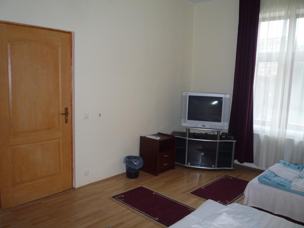 Aba Vezer Vendeghaz Otel Abaújszántó Oda fotoğraf